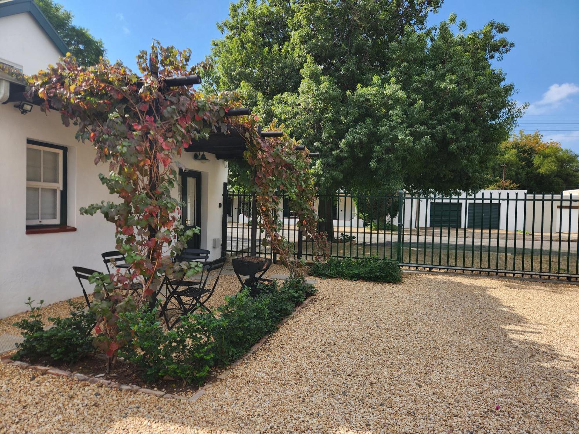 Die Dorpshuis Graaff-Reinet Extérieur photo
